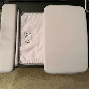 Skip Hop Elbow Saver and Kneeler